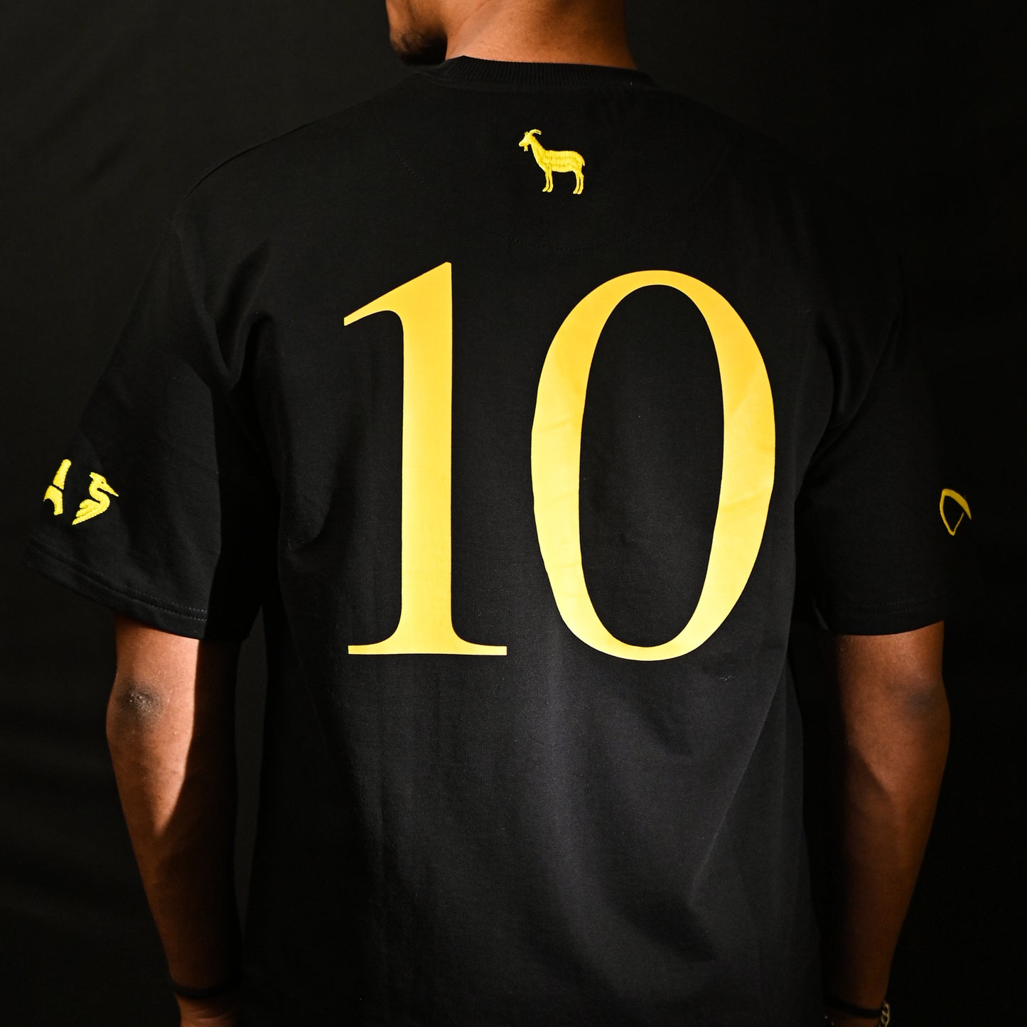 La Pulga Iconic- A Tribute to Lionel Messi
